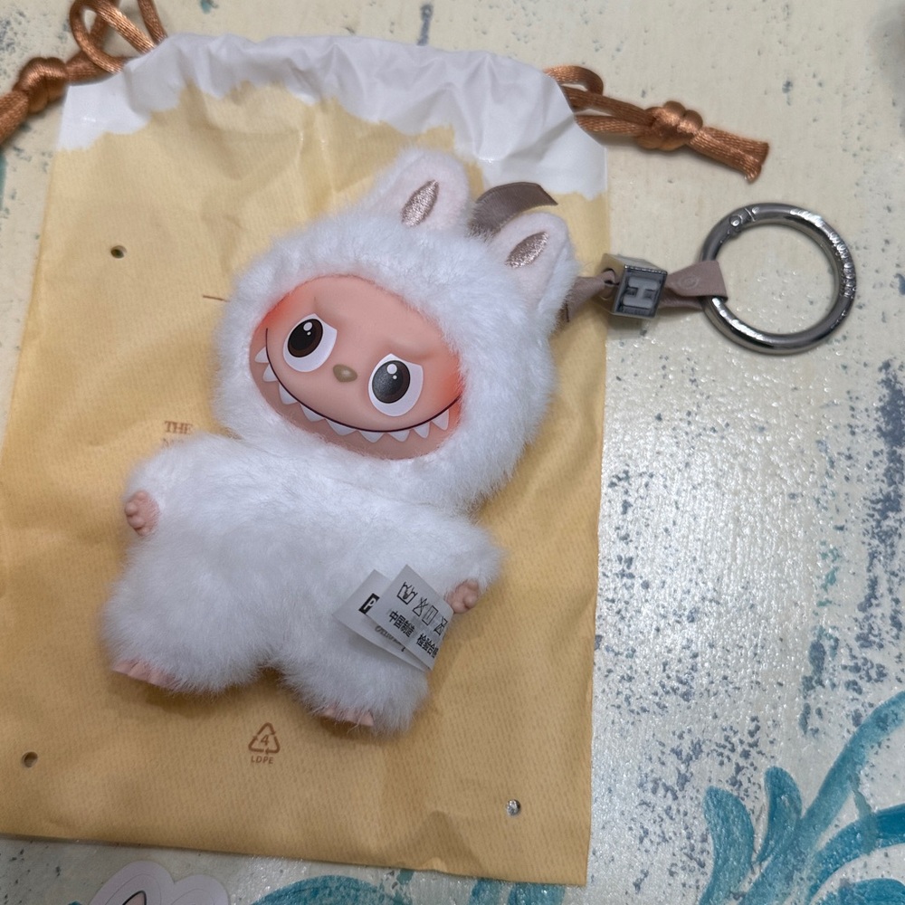 PopMart Labubu Mini - Pin for Love - “H” - WHITE (One Doll)